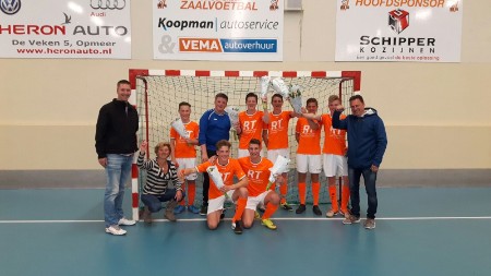 JO17-1 voorjaarskampioen 2016-2017 JO17-1 voorjaarskampioen 2016-2017