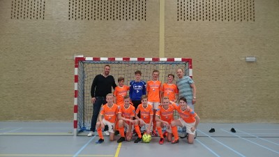 JO15-1 kampioen